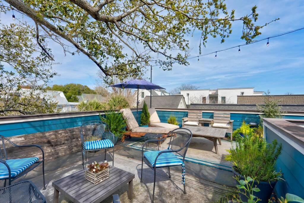 Elegant Sunlit Home With Private Rooftop Oasis Charleston Exterior foto